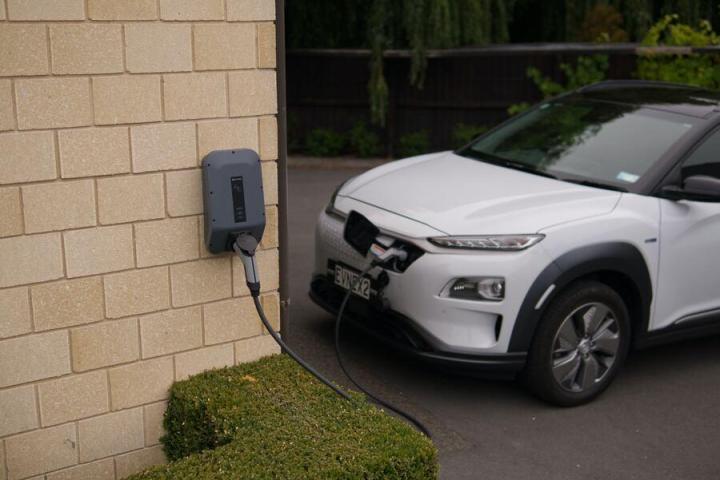 Installation borne de recharge électrique Rouen